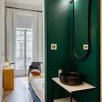 Le Jeanne D'arc Magnifique F3 De Style Haussmannien !