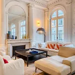Apartment Le Jeanne D'arc Magnifique F3 De Style Haussmannien !
