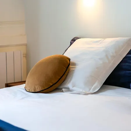 Apartment Le Jeanne D'arc Magnifique F3 De Style Haussmannien ! Rouen