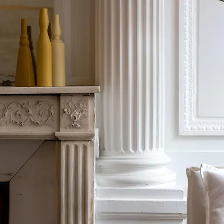 Appartement Le Jeanne D'arc Magnifique F3 De Style Haussmannien ! *