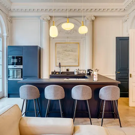 アパート Le Jeanne D'arc Magnifique F3 De Style Haussmannien ! ルーアン