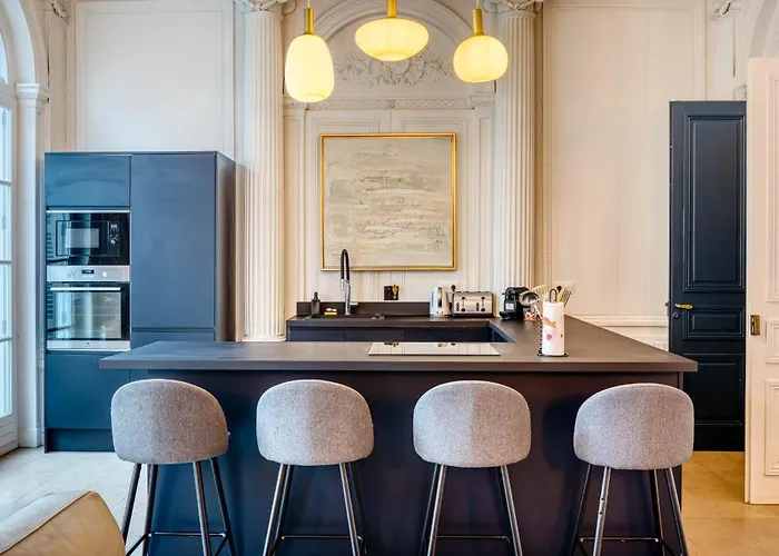 Le Jeanne D'arc Magnifique F3 De Style Haussmannien ! * Rouen