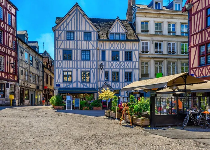 Le Jeanne D'arc Magnifique F3 De Style Haussmannien ! Apartment *